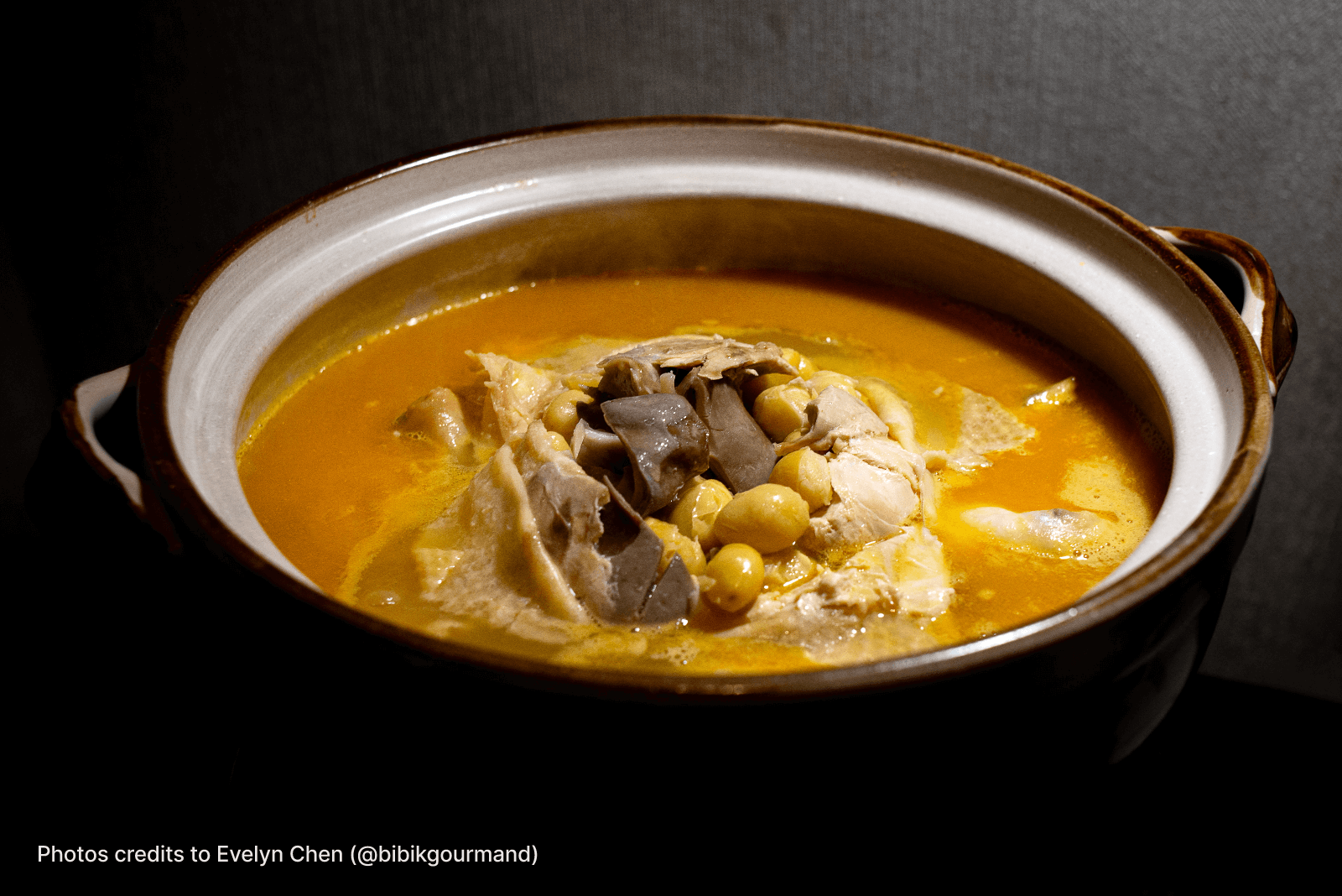 02b Chicken and Pig Stomach Soup